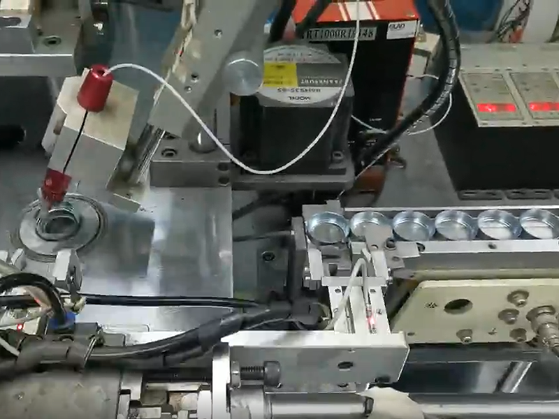 散热风扇充磁自动化